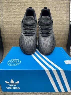 Adidas Men’s Swift Run 22 Size 8.5 Athletic Shoes NWT